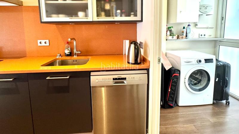 Foto 283fede9-d89b-4c95-a723-6a8d05c2450c. Piso  en venta alto y reformado con terraza en finca con ascensor yconserje, junto a francesc macia y hospital clínic en Barcelona