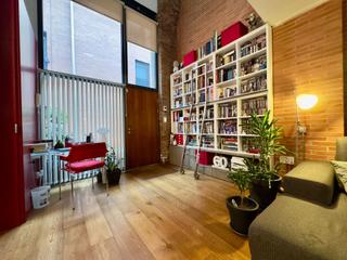 Location Studio  Del mas de roda. Duplex loft profesional de diseño con parking  zona comercial 22