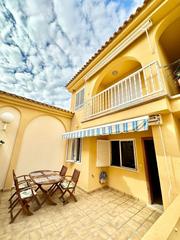 Casa in Torre de la Horadada. Bungalow en torre de la horadada