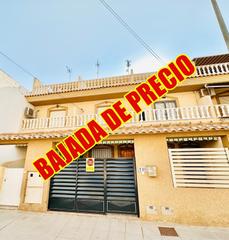 Casa pareada  Avenida avenida del monjón