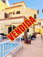 Chalet  Calle calle del doctor roberto koch