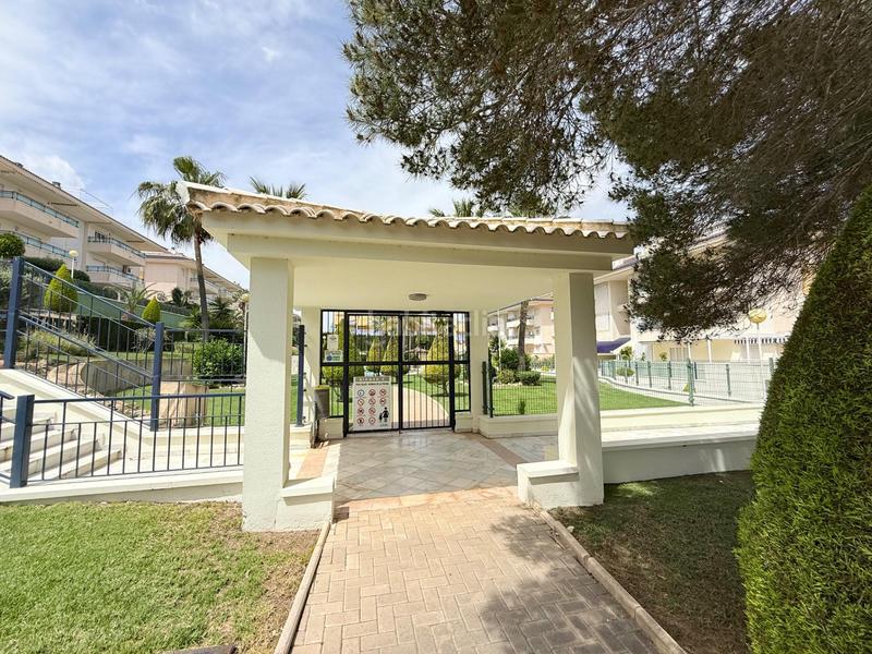 Foto 82e69666-cf79-4a13-ad09-db7e686c8502. Flat with parking pool in Mil Palmeras Pilar de la Horadada
