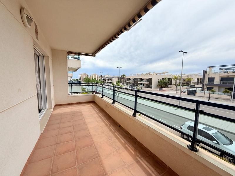 Foto a4ddd977-79e6-44a0-815a-6283a15edb08. Piso en Mil Palmeras Pilar de la Horadada