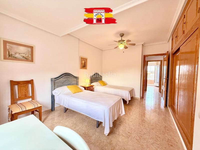 Foto b9da2d97-a5a5-46c1-a713-7d22d1bf5aeb. Chalet dúplex orientación levante en Pueblo Latino Pilar de la Horadada