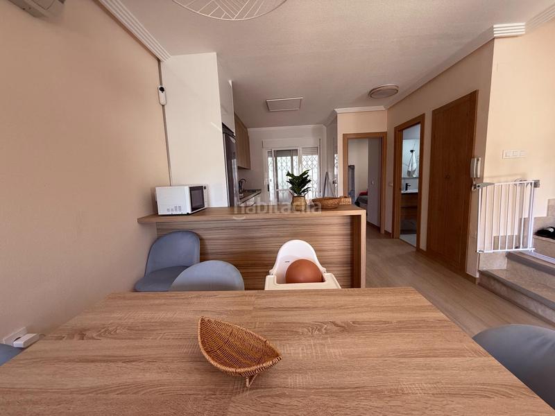 Foto 285e6e7d-f7bb-498b-9971-3736a040c83b. Casa con piscina in Cortes-Huertas Madrid