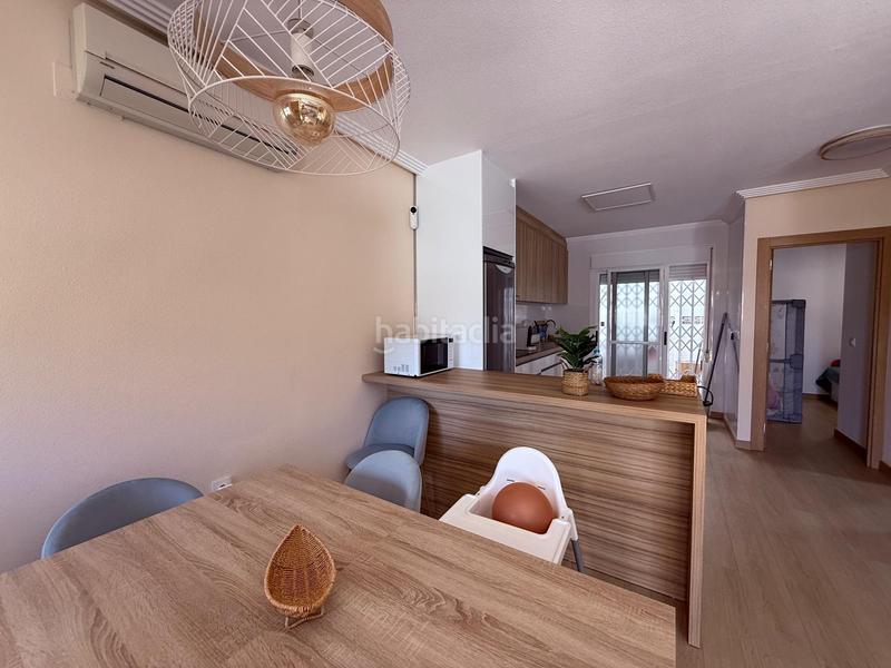 Foto 644f211c-bddb-4d8d-858f-f123556d97fc. Casa con piscina in Cortes-Huertas Madrid