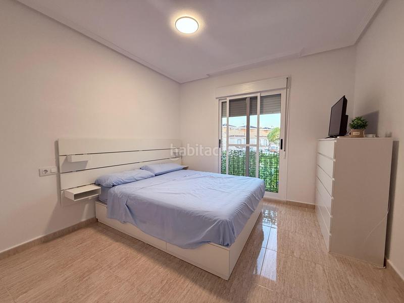 Foto e2272a2c-4a6d-4d4f-b4b4-484b52e1befe. Casa con piscina in Cortes-Huertas Madrid