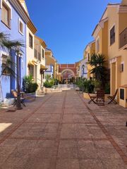 Casa  Calle infanta elena (roda). Dúplex en roda con piscina comunitaria y solarium