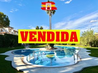 Pis  Urbanizacion riomar iv. Primer piso con piscina comunitaria en riomar