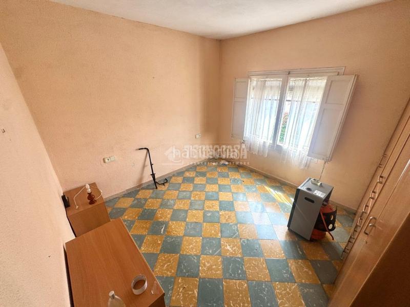 Foto f5c89855-a68b-426b-a834-99fd4fbb2b1f. Casa aparellada a Banyeres Premià de Mar