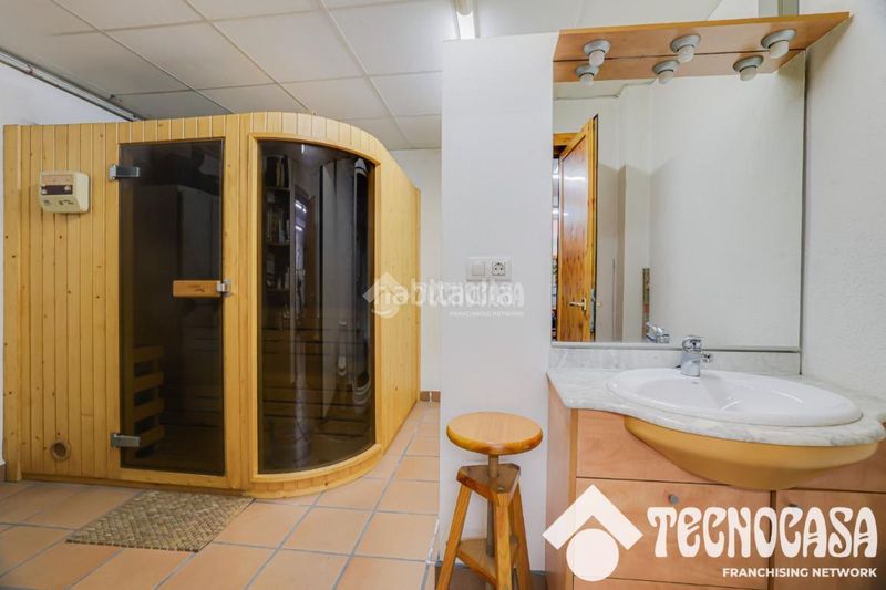 Foto ac0fded0-21de-4289-8f87-e48abd11ed89. Casa a Zona Alta Premià de Mar
