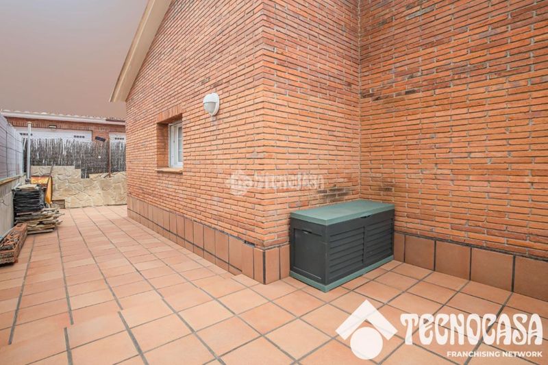 Foto cfe3a224-fbcd-490b-86d2-334c8ed722b1. Casa a Zona Alta Premià de Mar