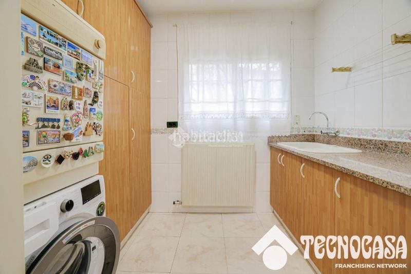 Foto ede5014c-0922-44ef-a44c-daee2e5366d4. Casa a Zona Alta Premià de Mar