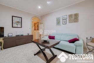 Etagenwohnung in Centre-Nucli Antic. Piso en venta en premià de mar