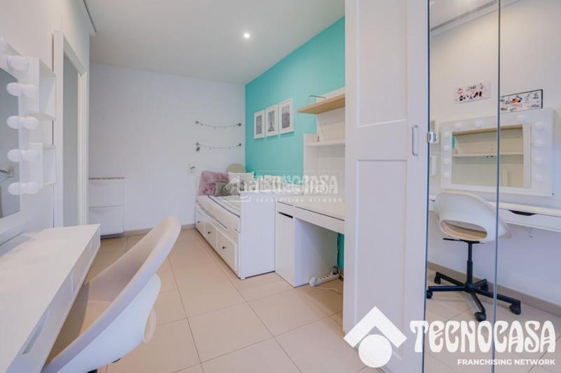 Foto 48d42910-9aea-4546-8a90-4c809403d268. Piso  en venta en Eixample Mataró