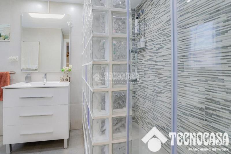 Foto 5de5ba65-0c43-47ee-9a43-cdcb8cbf962e. Piso  en venta en Eixample Mataró