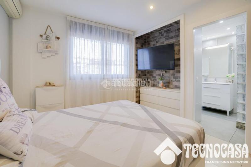Foto a91a1174-e11a-49b3-858c-3eb4a03f1165. Piso  en venta en Eixample Mataró