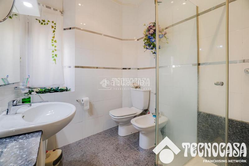 Foto 55fd2a6f-bd08-4a68-b647-e947b726dd88. Casa pareada casa en venta en Havana Mataró