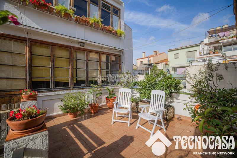 Foto 6177092f-ceee-4f69-975c-d24257c7495f. Casa pareada casa en venta en Havana Mataró