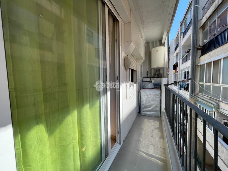 Foto b7ef53fe-8dc0-4f54-bf0b-cb1c97c05cde. Piso  en venta en Centre Mataró