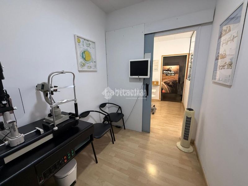 Foto d47657e5-39e2-4225-8043-26c9892c7ef3. Local comercial a Peramàs Mataró