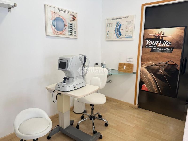 Foto f73f4525-a757-4677-8b16-78b8e7407800. Local comercial a Peramàs Mataró