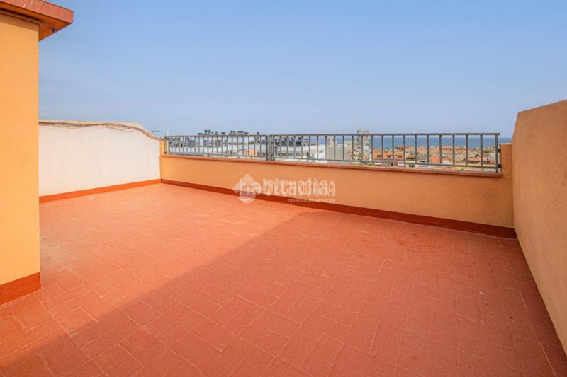 Foto b92dac27-6785-4be2-bf8c-bd90a8afb5c7. Pis a Centre Mataró
