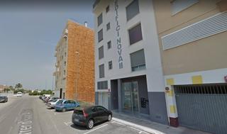 Parking coche en Calle isaac albeniz 44. Plaza de aparcamiento en oliva cisaac albeniz 44