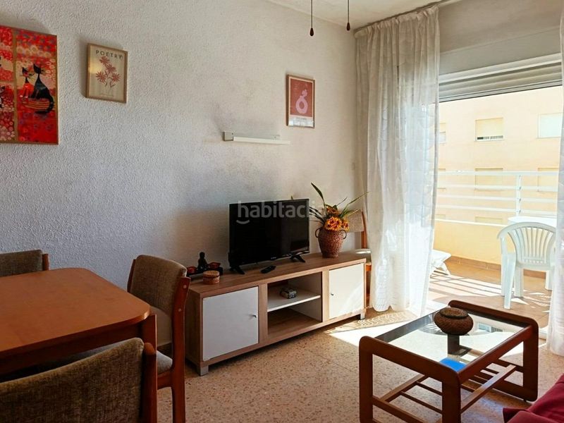 Foto 13ddeaba-14e8-46d8-8820-476823189fcd. Apartament amb piscina a Bellreguard