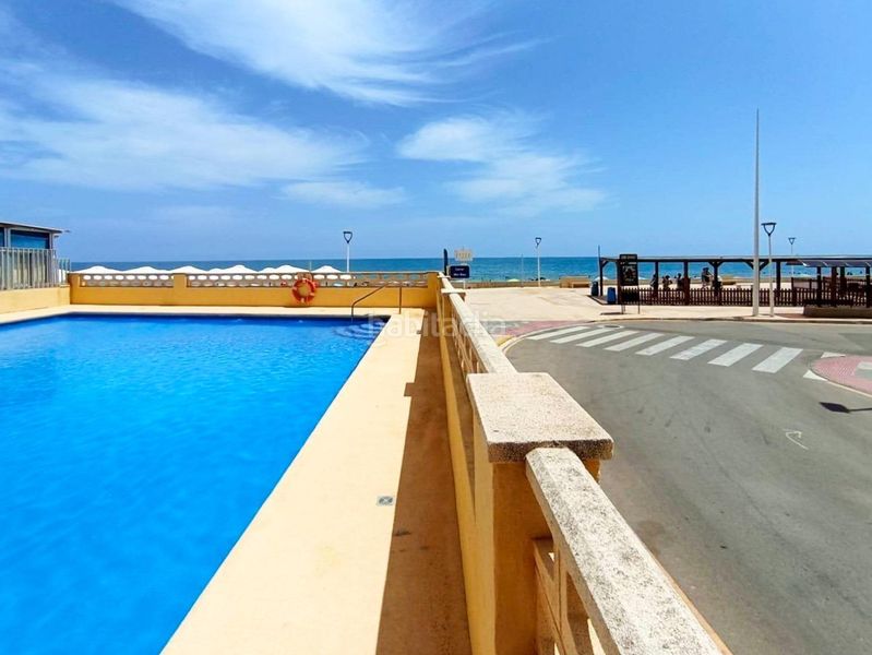 Foto 34d40f17-87eb-4d45-8558-805444700488. Apartament amb piscina a Bellreguard