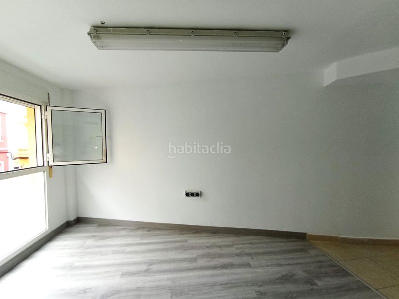 Foto e9e4a807-530c-4d43-806d-e3c07f4aef5b. Local comercial a Corea Gandia