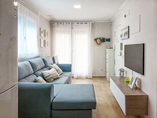 Apartment in Bellreguard. Apartamento en la playa de bellreguard de 2 dormitorios