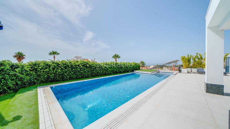 Foto 406d416f-438b-4736-b43c-10813040cabf. Chalet with heating parking pool in Golf Bahía Finestrat