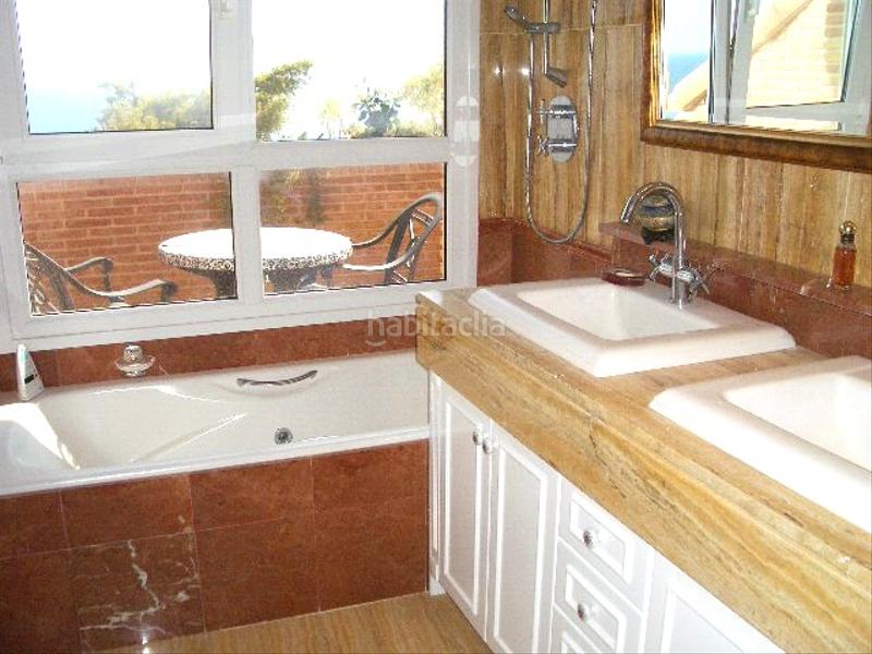 Foto 1e8e095b-e69b-4540-a378-307cc25605b2. Chalet dans calle océano 30 dans Cabo de las Huertas Alicante