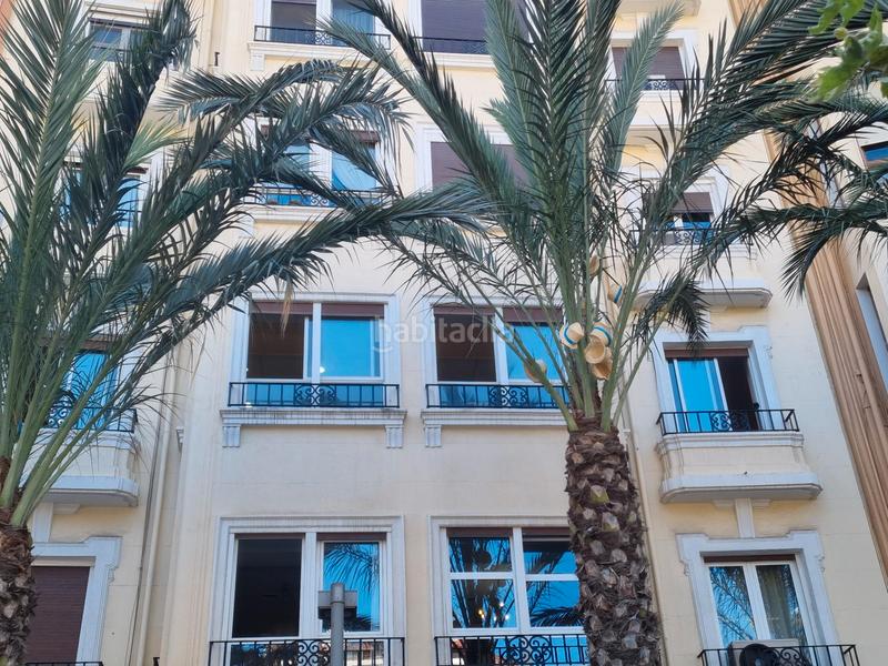 Foto 151bd97b-7be2-43c3-b0b7-347f32871111. Piso en placa de los luceros 6 piso plaza de los luceros, para reformar a las necesidades del comprador. en Alicante