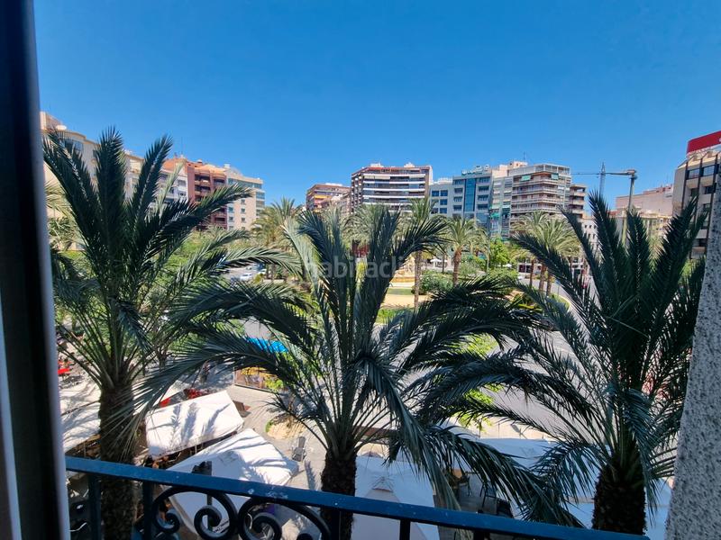 Foto ad9e77da-e7f6-4397-a576-da2e2c54e3ec. Piso en placa de los luceros 6 piso plaza de los luceros, para reformar a las necesidades del comprador. en Alicante