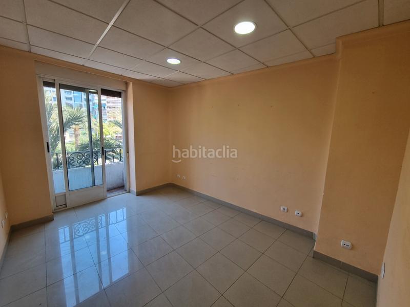 Foto be43d24f-fe66-42f8-9bb8-4030df517b2b. Piso en placa de los luceros 6 piso plaza de los luceros, para reformar a las necesidades del comprador. en Alicante