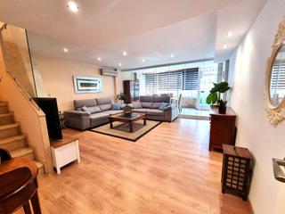 Maison jumelée à Carrer trident 18. Venta cabo huertas, avda. goleta. ocasión única.