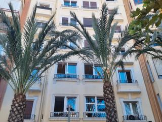 Appartement à Placa de los luceros 6. Ocasión piso en plaza de los luceros de alicante