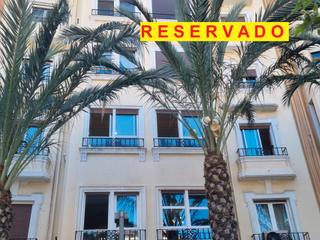 Appartement à Placa de los luceros 6. Ocasión piso en plaza de los luceros de alicante
