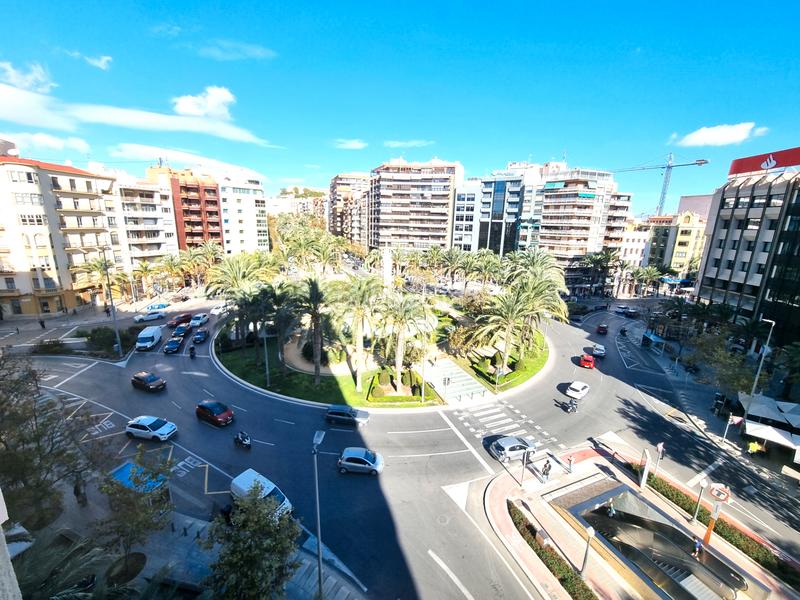 Foto 4788926f-2393-4f1f-aae8-df1e2e1cca7b. Appartement dans placa de los luceros 5 dans Ensanche-Diputación Alicante