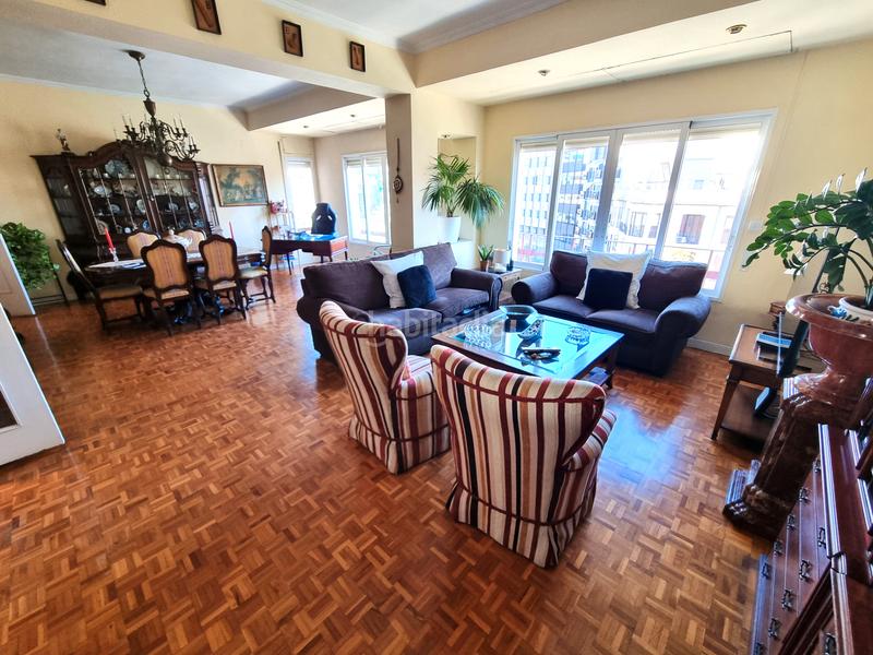 Foto d069f7f2-50fe-414a-86a6-56b499f1c3a4. Appartement dans placa de los luceros 5 dans Ensanche-Diputación Alicante