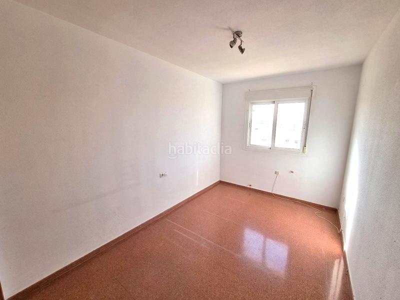 Foto b96864ee-0ba5-4da4-a8e7-d82ca09a75b8. Flat in carrera albacete 15 in San Blas Alicante