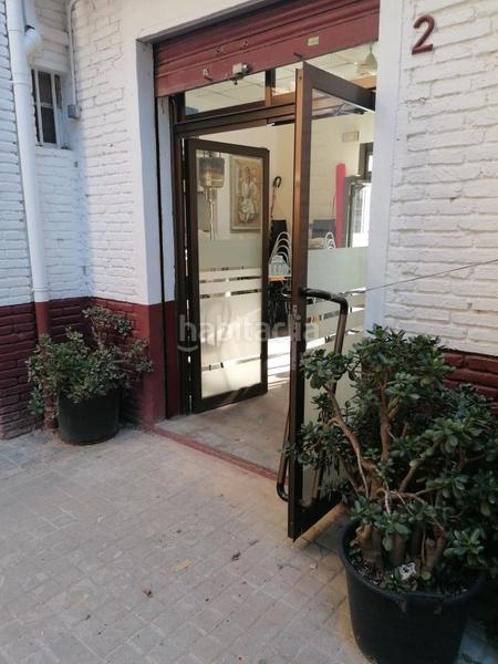 Foto bebcc2b4-5181-4fde-86c9-8f468c34af93. Local comercial local con salida de humos en Creu de Barberà Sabadell