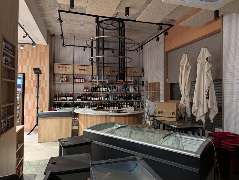 Foto 63474551-14a2-47c4-8753-2c89fa1dc019. Pas-de-porte local commercial dans Poble - Casc Antic Castellar del Vallès