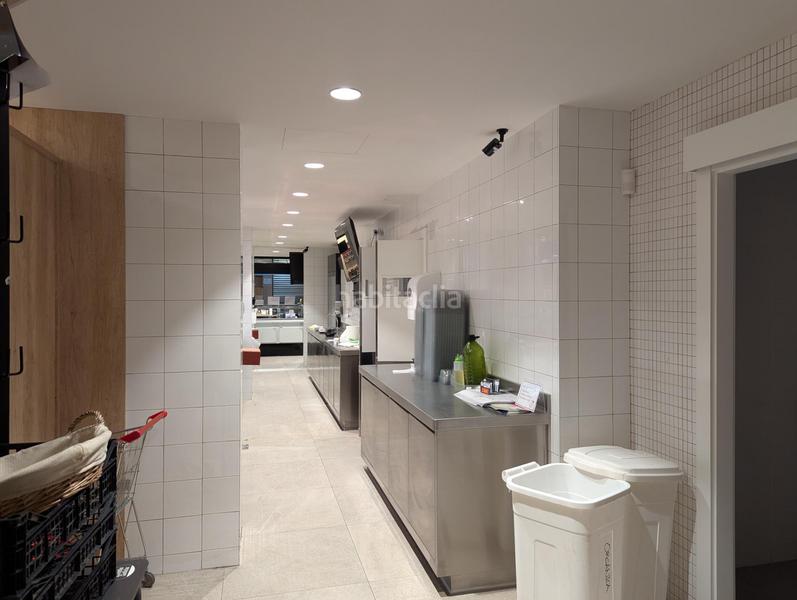 Foto 731829dc-cc59-4a07-a3ef-5389e8839de7. Pas-de-porte local commercial dans Poble - Casc Antic Castellar del Vallès