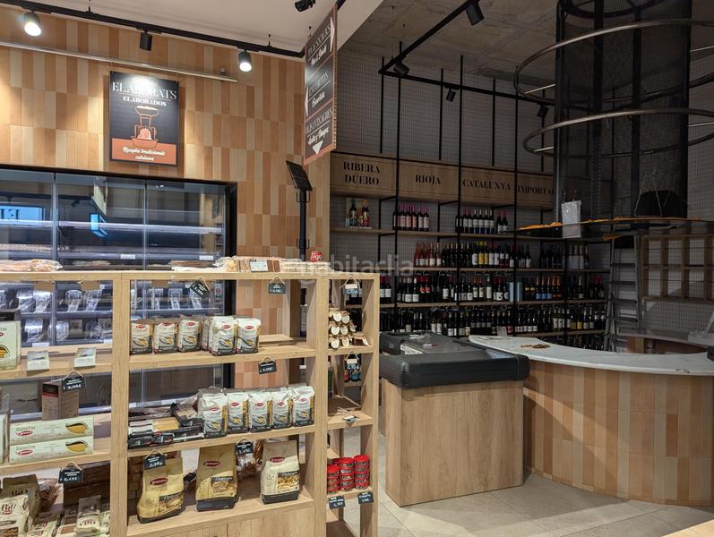 Foto bcf00f1f-0da4-425f-95c2-abeb0c240db8. Traspàs local comercial a Poble - Casc Antic Castellar del Vallès