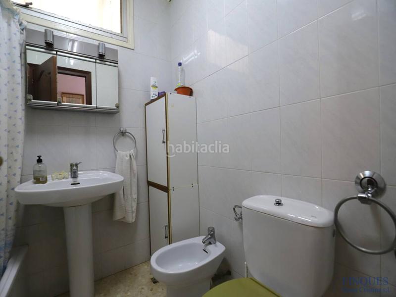 Foto a56008a1-cbc3-4a01-8259-01ae21d138bb. Casa amb calefacció a Eixample Sant Feliu de Guíxols