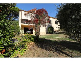 Casa a Urbanizacion sant miquel de aro 136. Casa independiente reformada con jardín en sant miquel daro