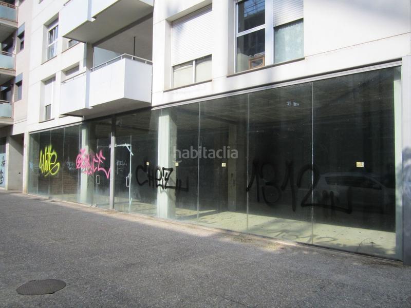 Foto adee2947-52b3-40ca-b64f-f89c47110ff7. Affitto locale commerciale in carrer de bernat boades 76 in Girona